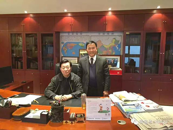 煤機行業(yè)內(nèi)第一本《煤礦井下架空乘人裝置》專業(yè)書籍正式出版